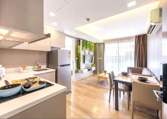 Dazzle Sukhumvit