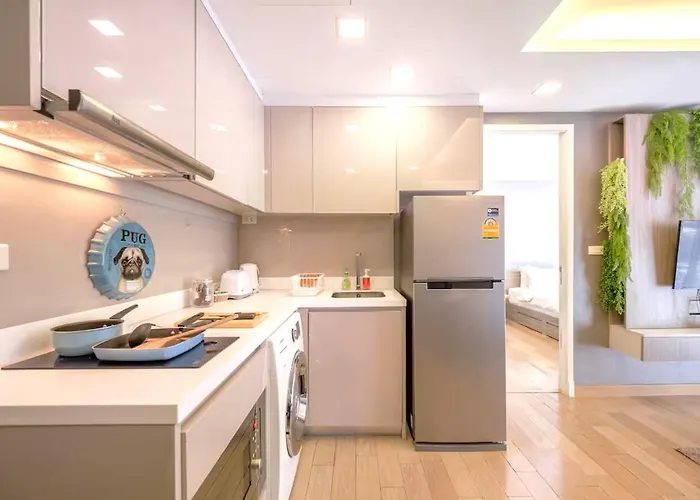 Dazzle Sukhumvit 아파트 *