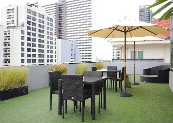Dazzle Sukhumvit 방콕