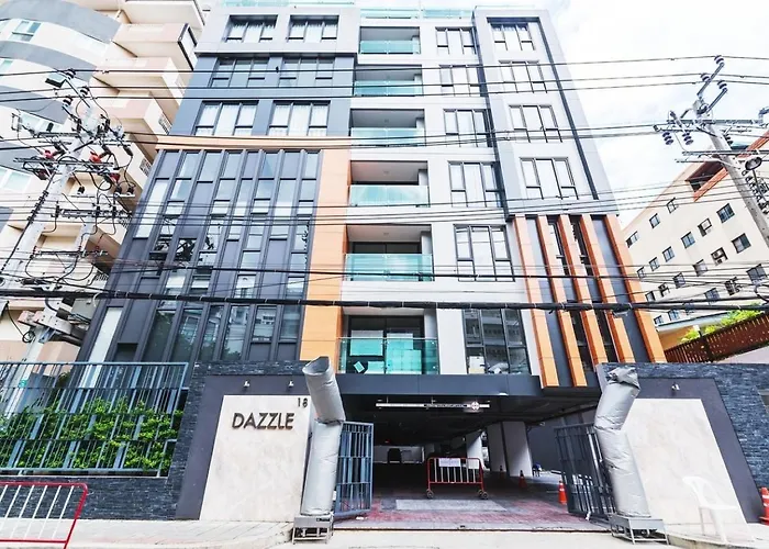 Dazzle Sukhumvit 아파트 *